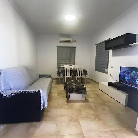 Raquel Вилла Кониль-де-ла-Фронтера