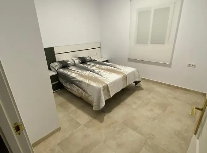 Raquel קוניל דה לה פרונטרה